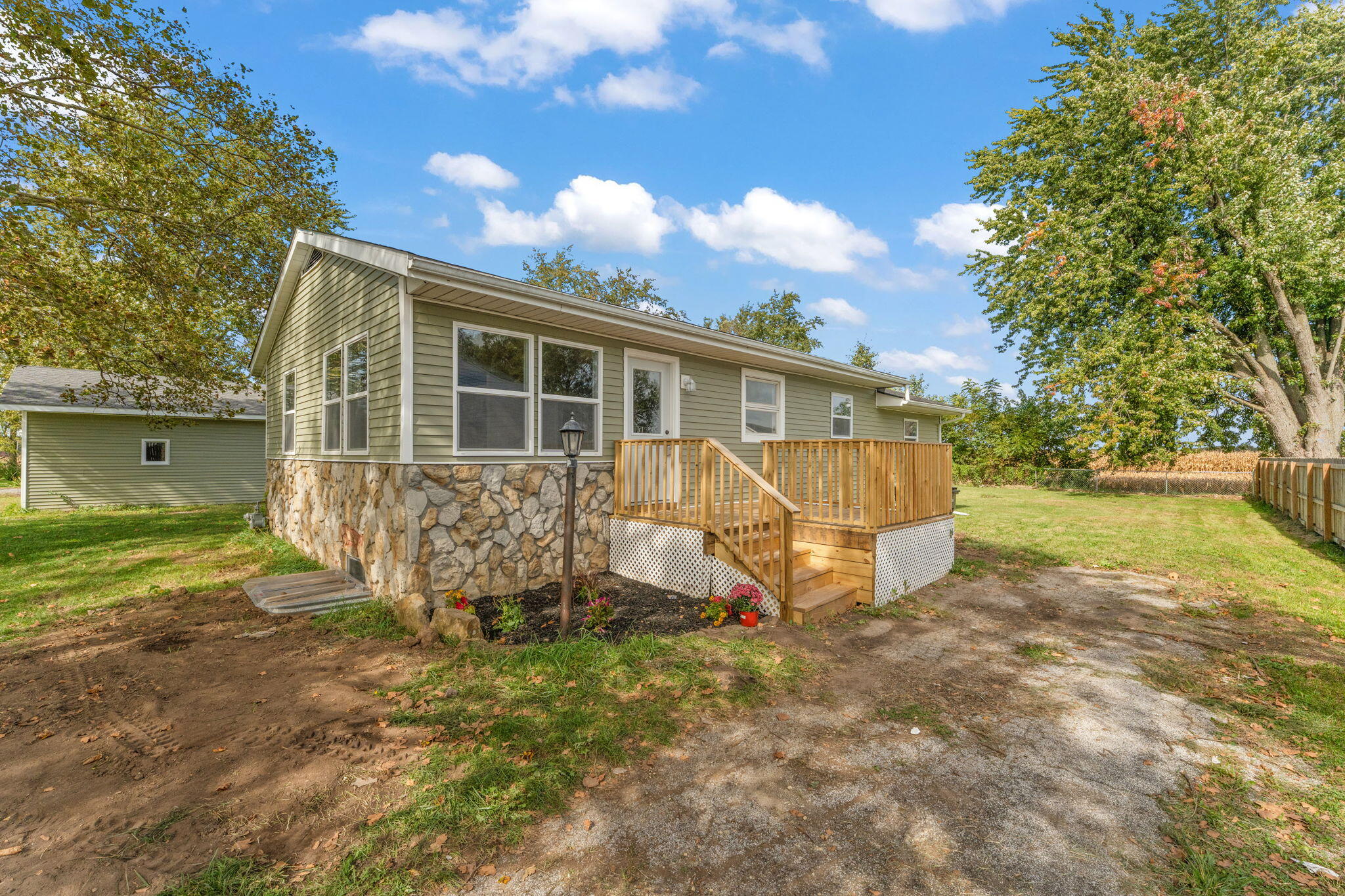 3581 E State Rd 4 — photo