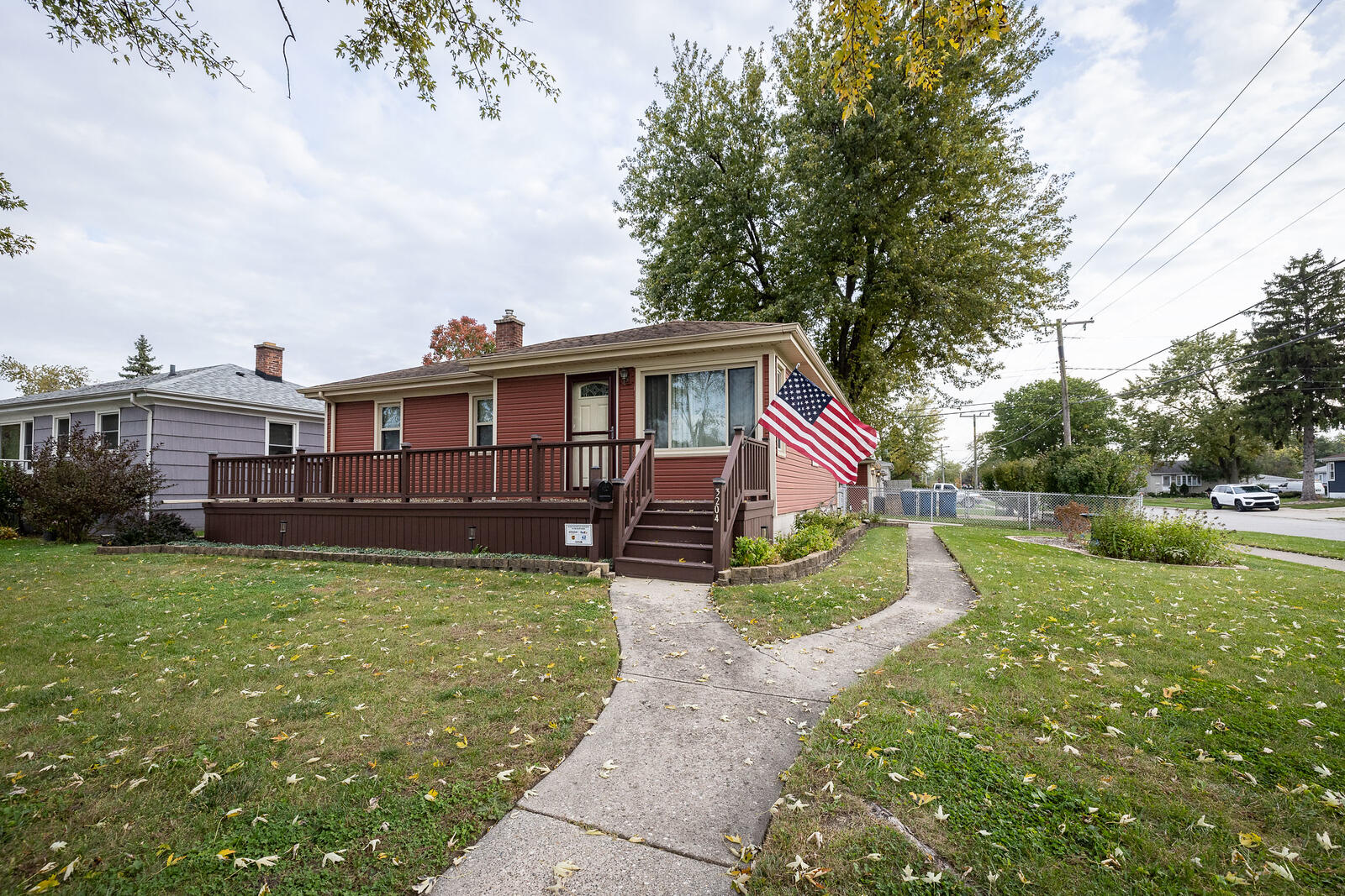 3204 Maple Drive — photo