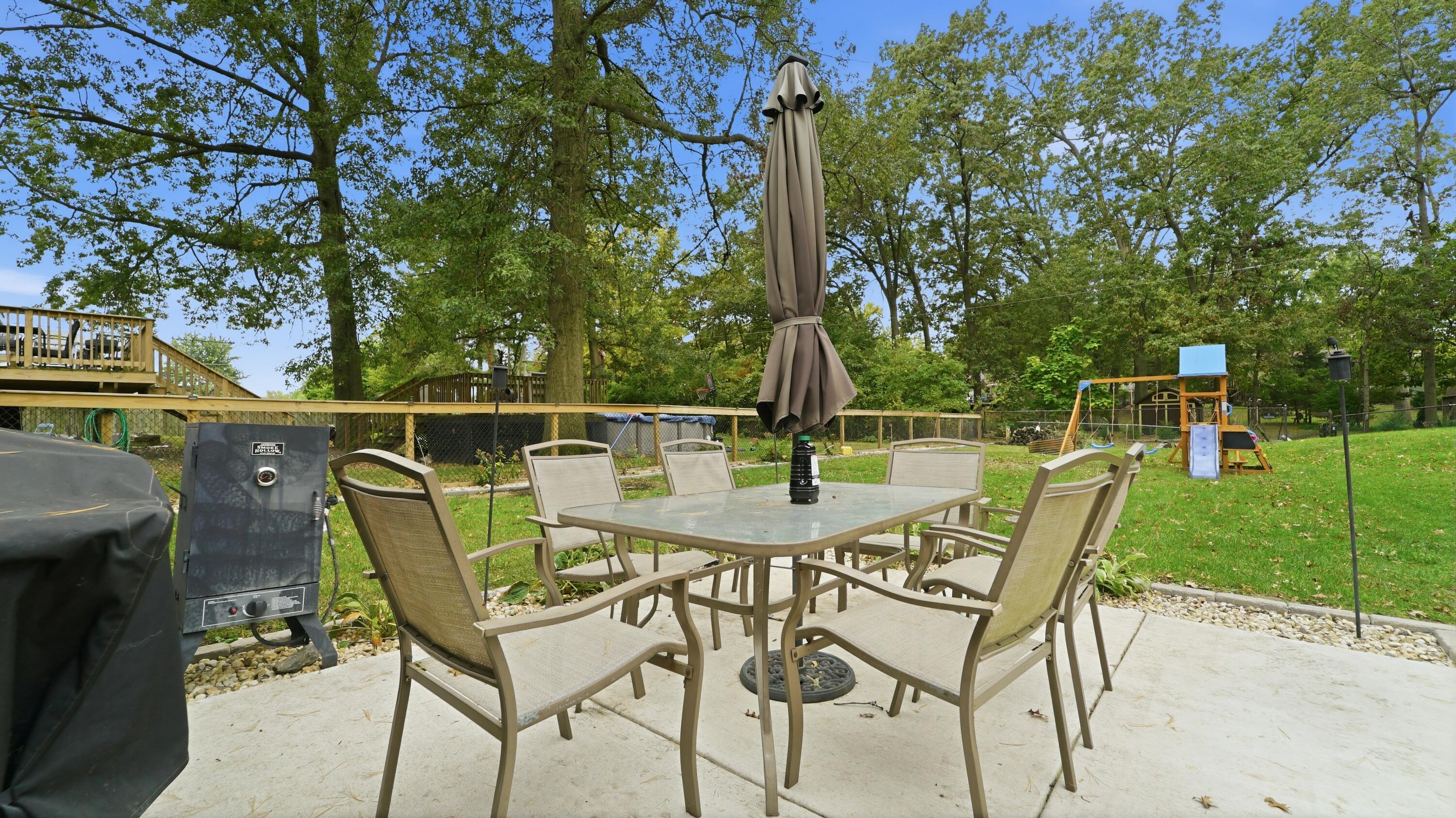 10352 N 493 E — photo