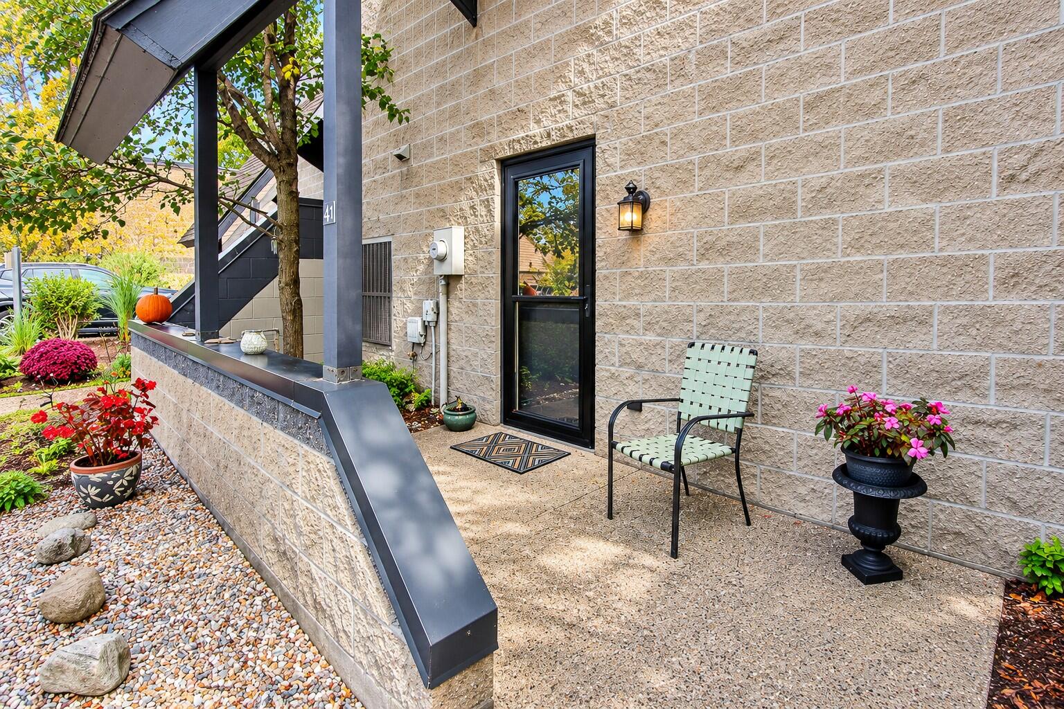 41 Karwick Glen Drive — photo