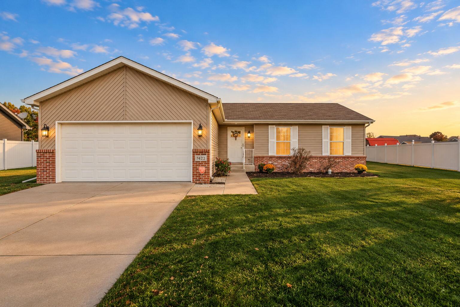 7422 Cedar Creek Circle — photo