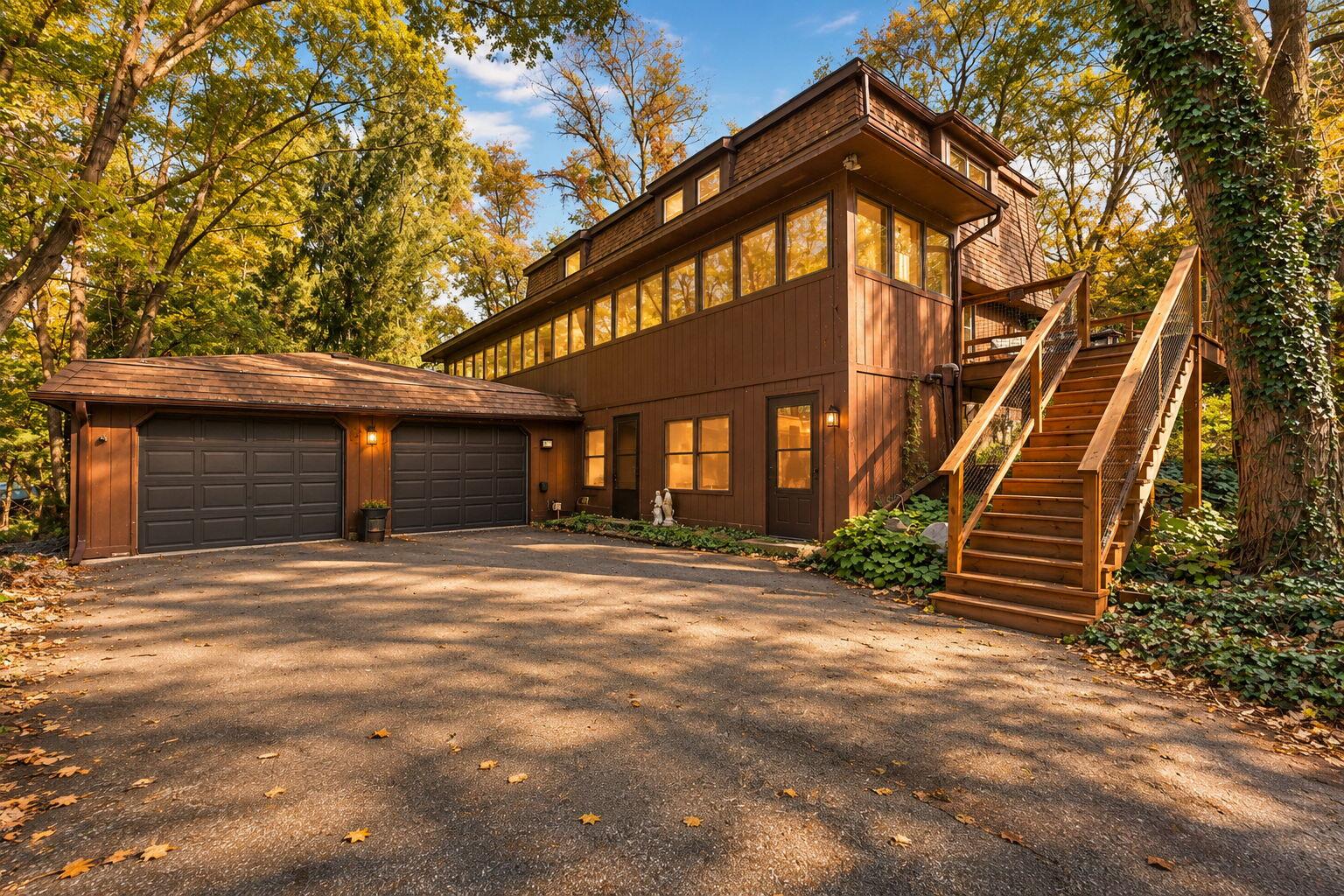 92 N 656 W — photo