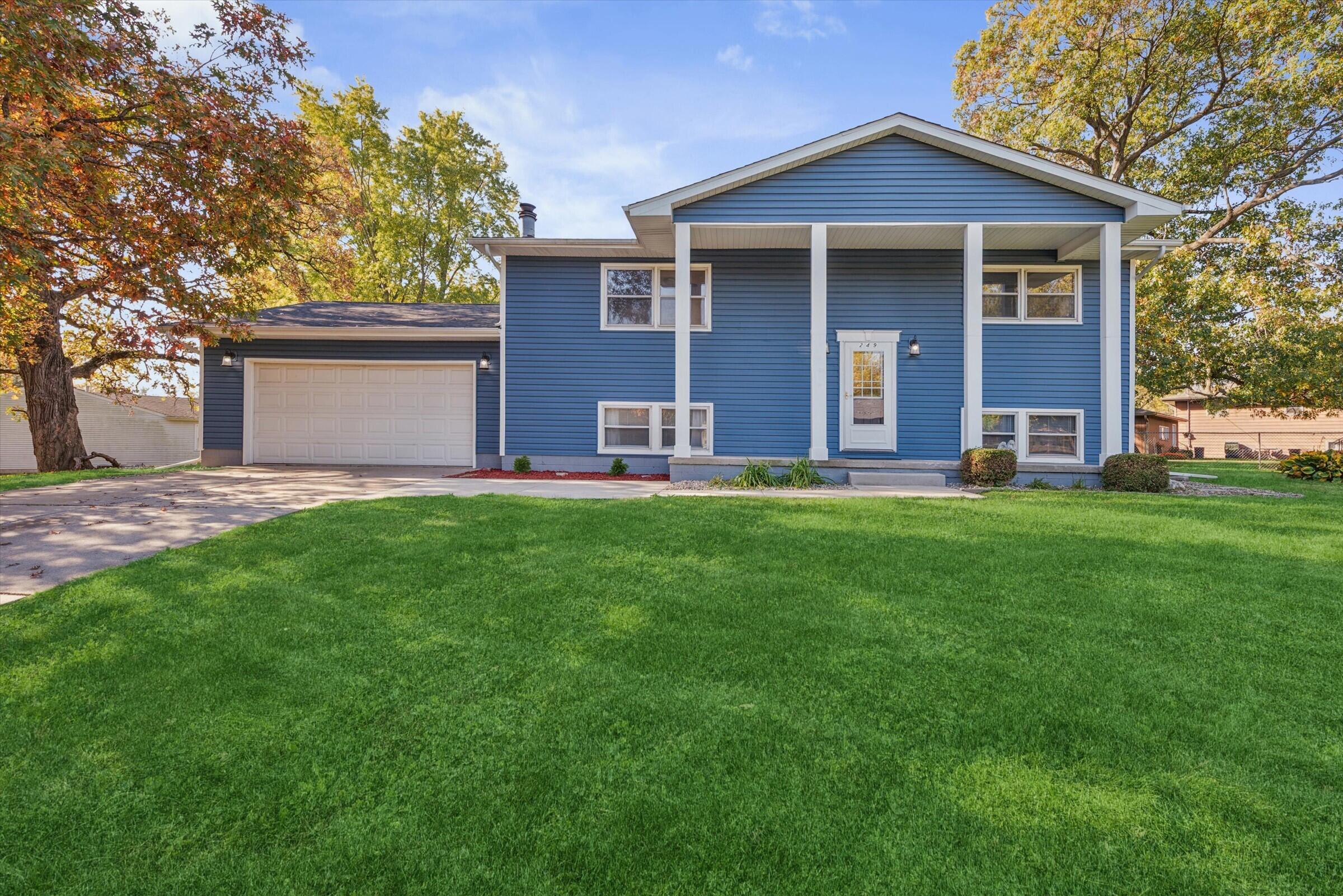 249 Lakeland Drive — photo