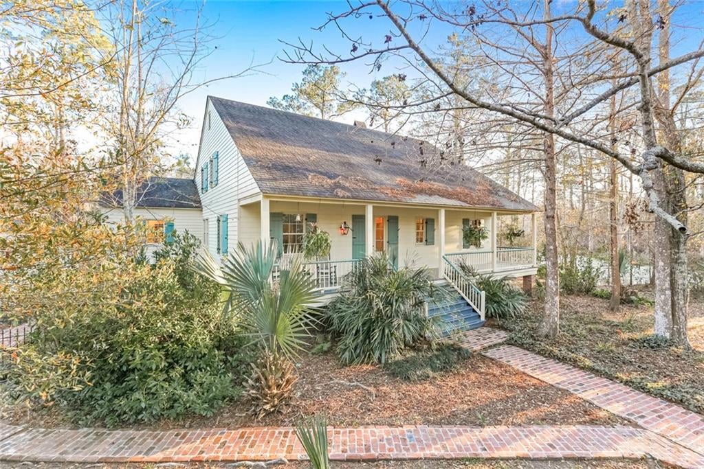 111 Hooper Loop — photo