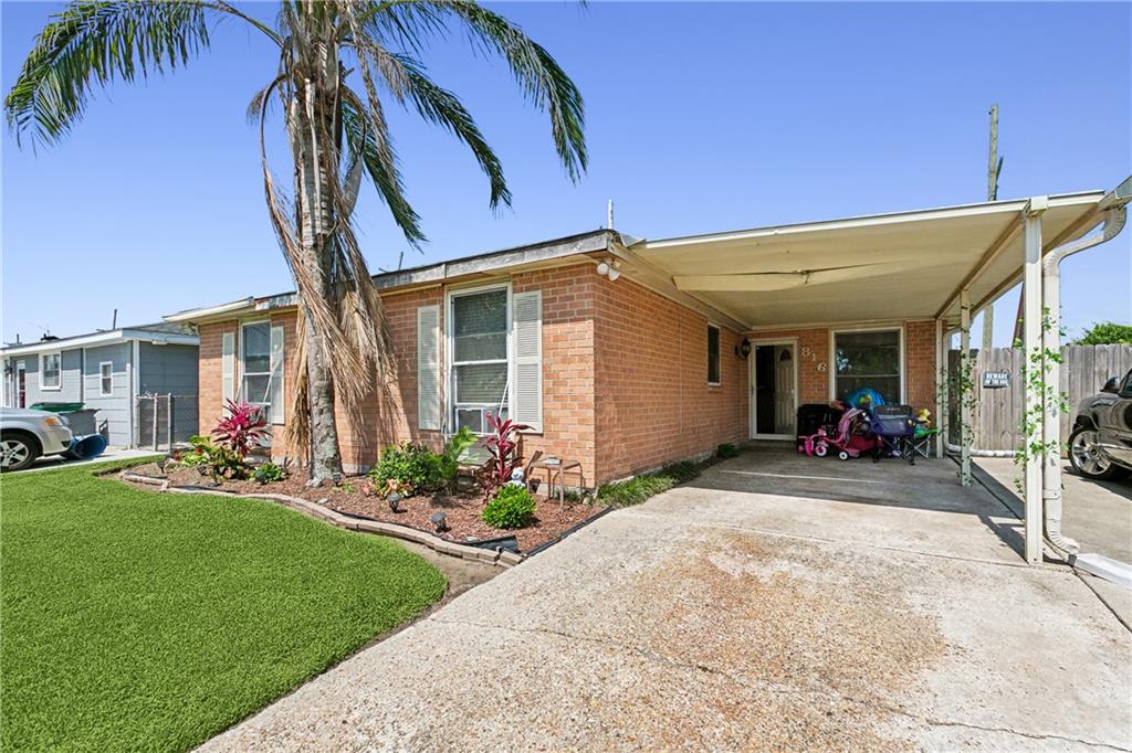 816 Ruth Drive — photo