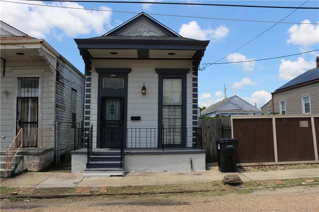2604 Philip Street — photo