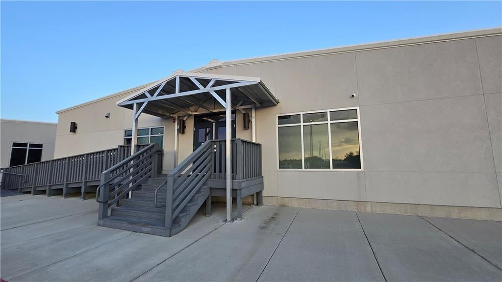 4302B E Judge Perez Highway — photo