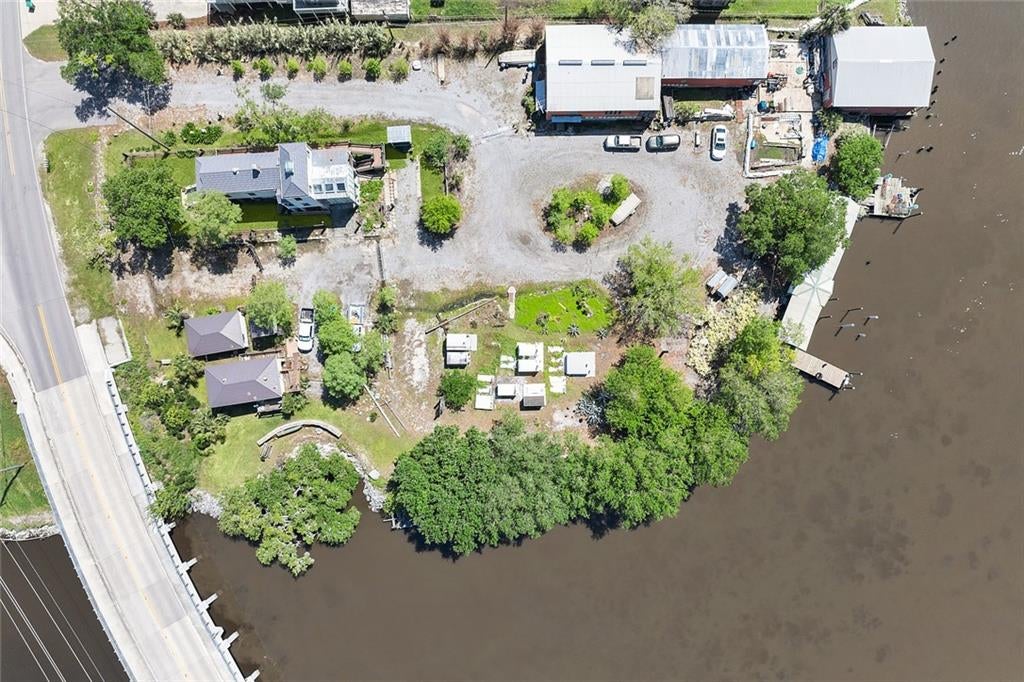 4518 - 30 Jean Lafitte Boulevard Jean — photo