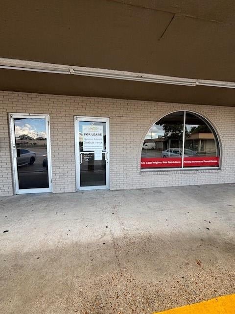 2209 Lapalco Suite J Boulevard — photo