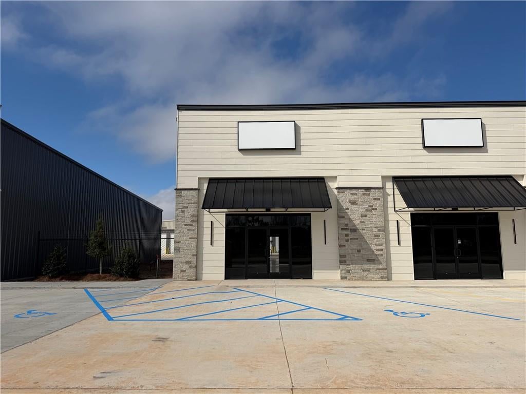 1100 SW. Railroad Avenue 3-a — photo