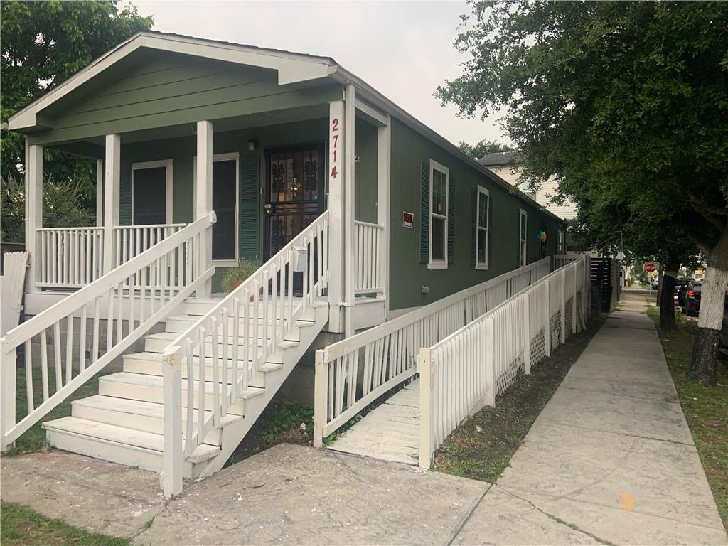 2714 Danneel Street — photo