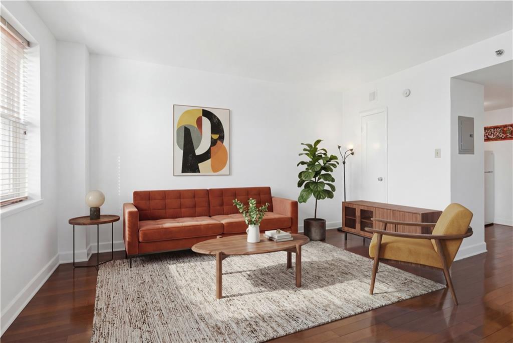 1205 St Charles Avenue 416 — photo