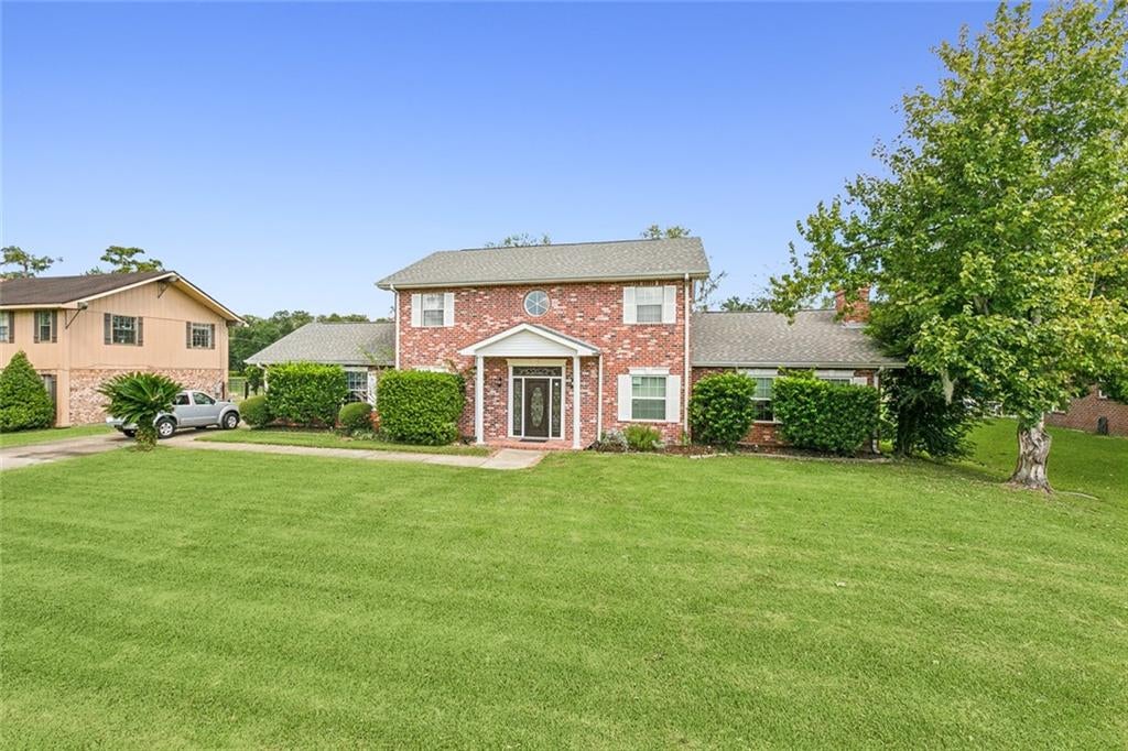 5 Zee Ann Drive — photo