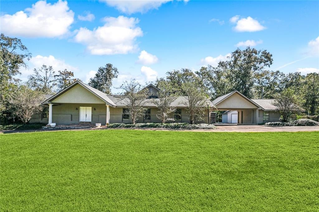 16013 Halbert Road — photo