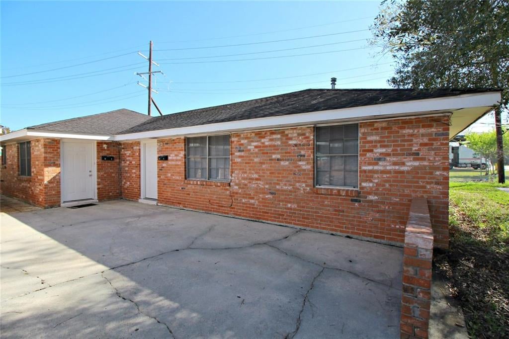 510 Omega Street 15a — photo