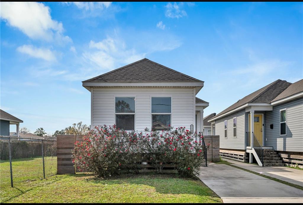 2208 Huey P Long Avenue — photo