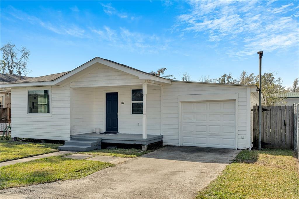 112 Evans Street — photo