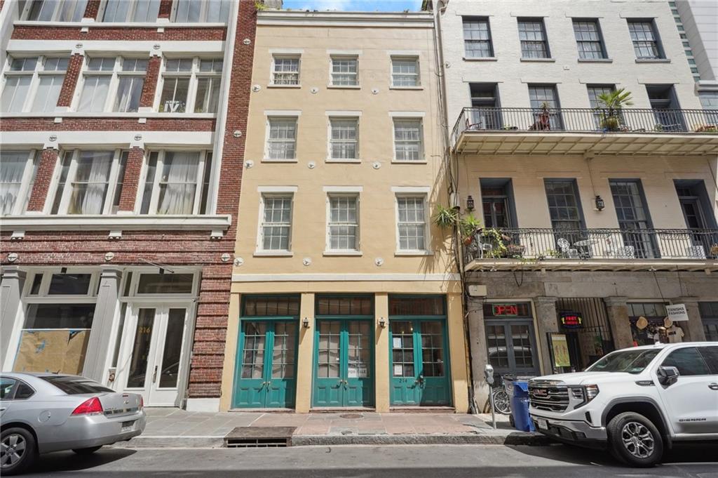 214 Chartres Street 3 — photo