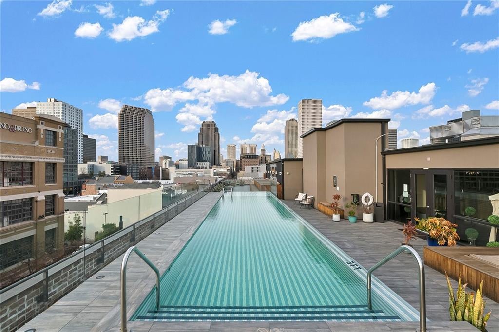888 Baronne Street Ph 6 — photo