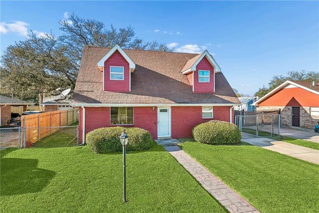 10915 Curran Boulevard — photo