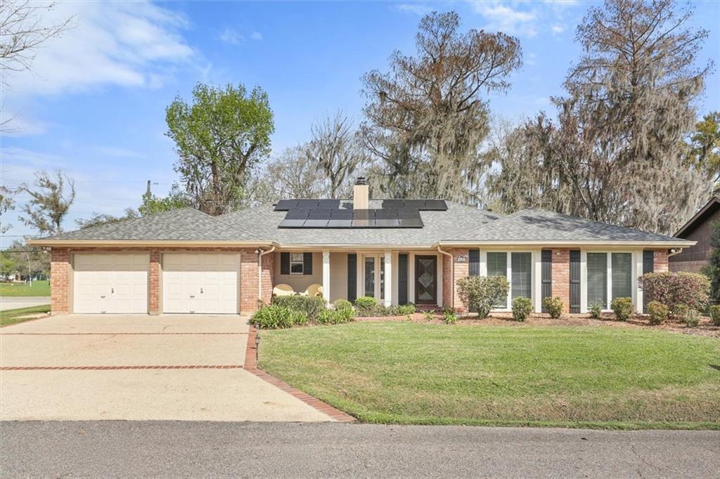 19 Michael Drive — photo