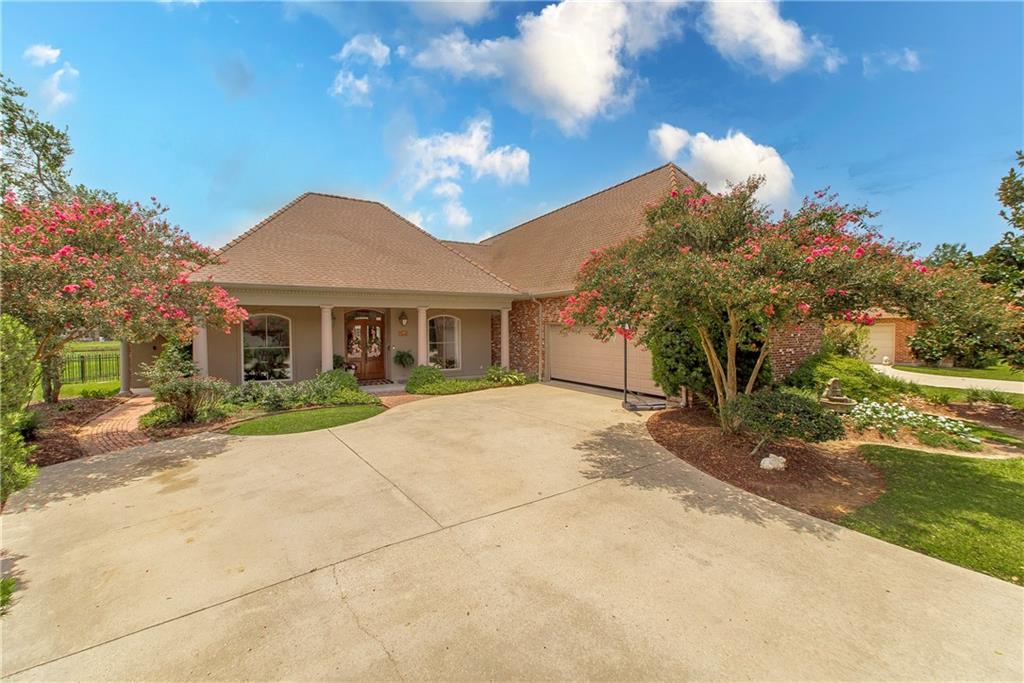 451 Lake Orleans Boulevard — photo