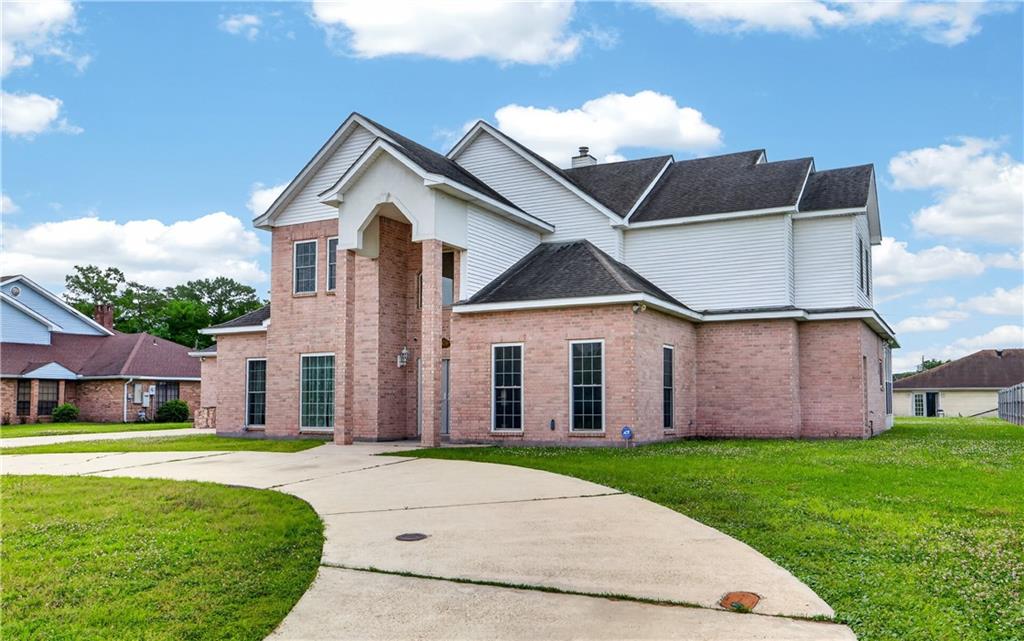 2720 Cedarlawn Drive — photo