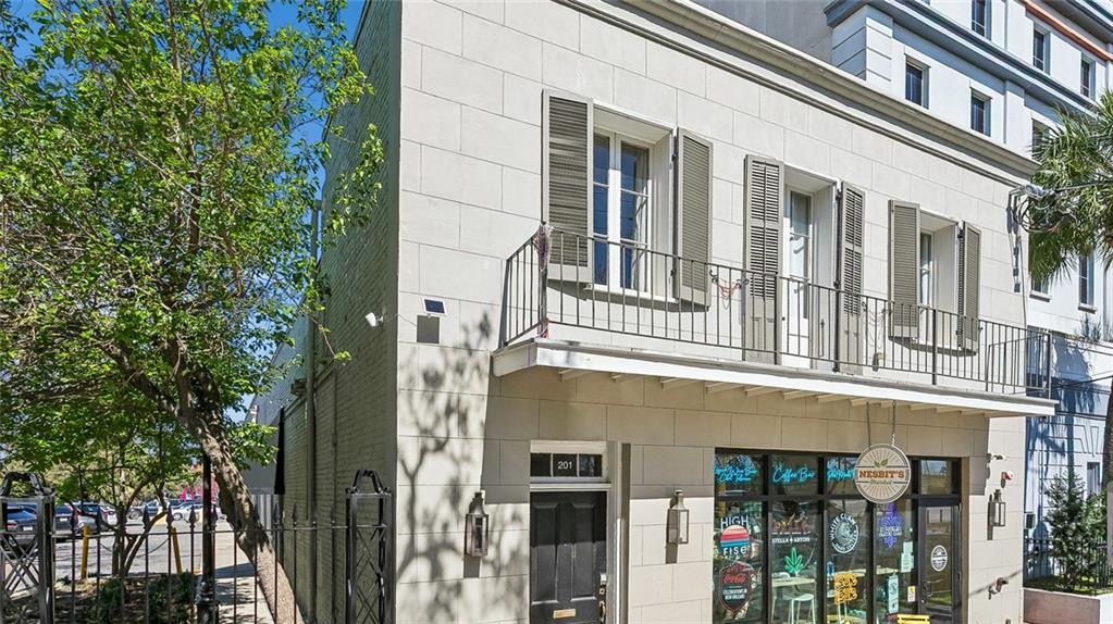 427 Esplanade Avenue 201 — photo