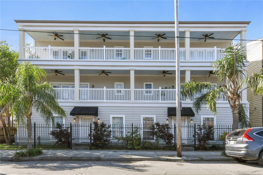 3205 Carondelet Street 101 — photo