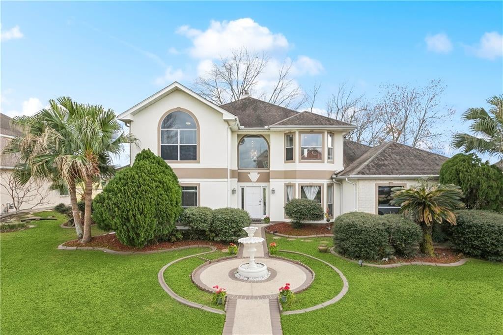1320 Lake Louise Drive — photo