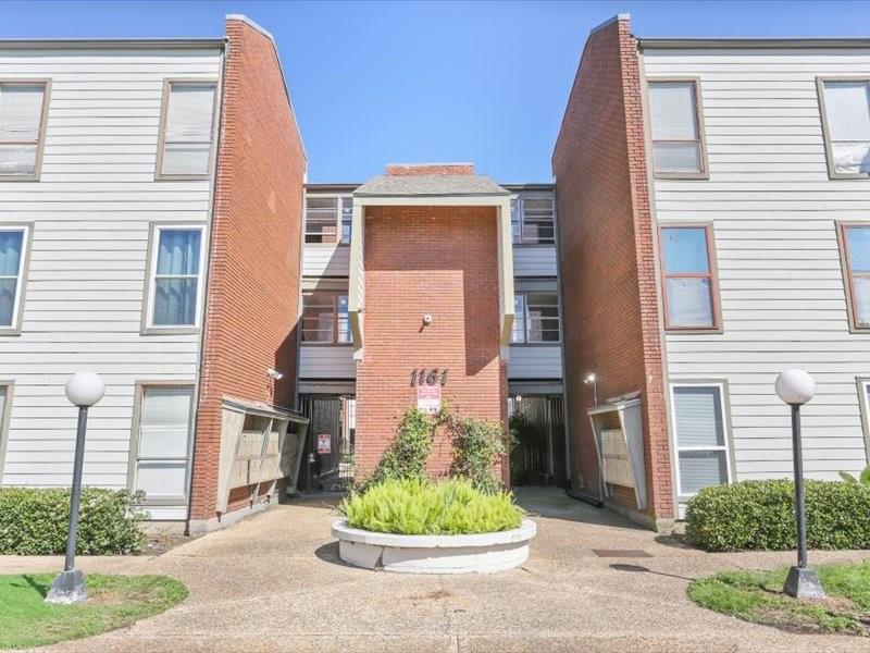 1161 Lake Avenue 308 — photo