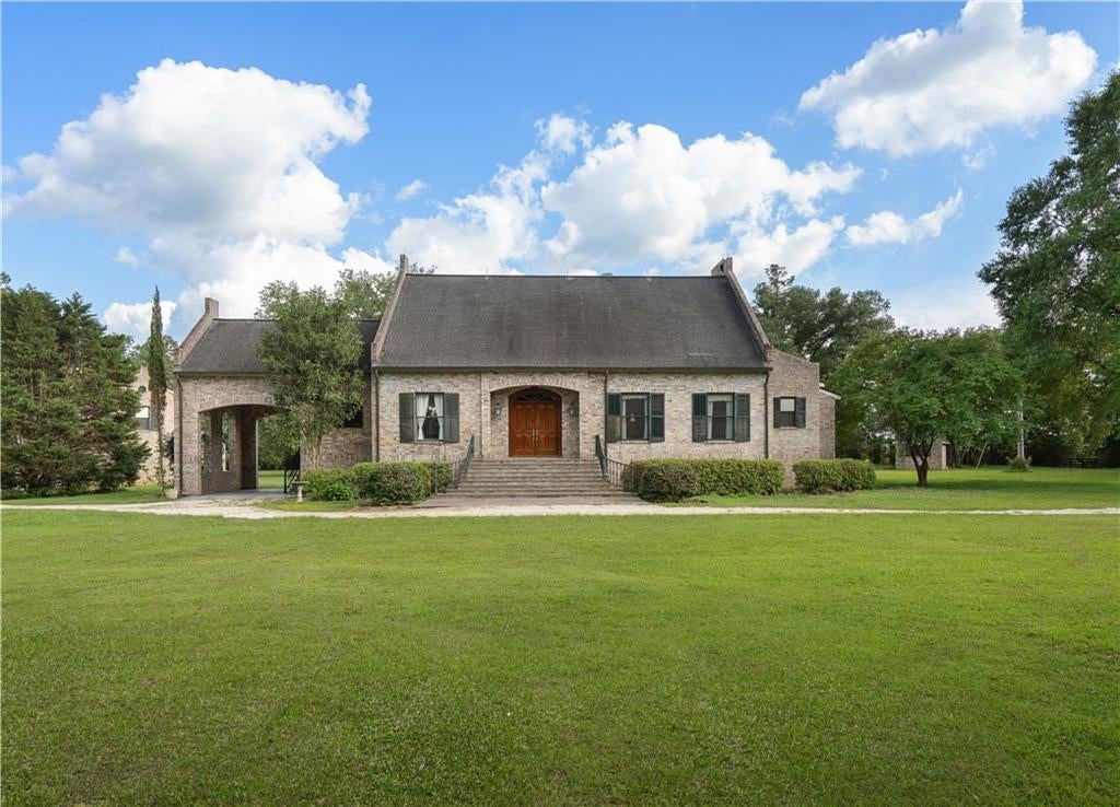 22450 Elderberry Lane — photo