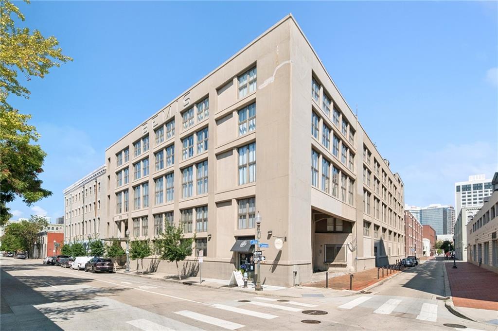 333 Julia Street 520 — photo