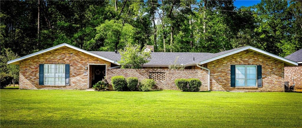 608 Suzanne Drive — photo