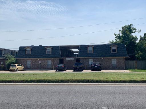 10542 Jefferson Highway 12 — photo