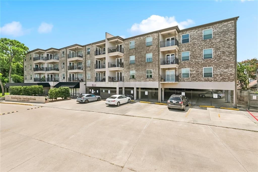 500 Lake Marina Avenue 322 — photo