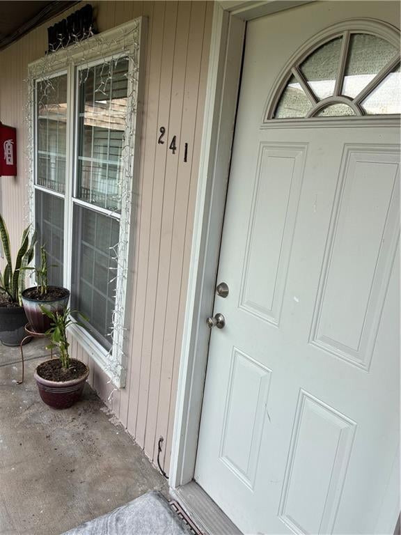 6320 Riverside Drive 241 — photo