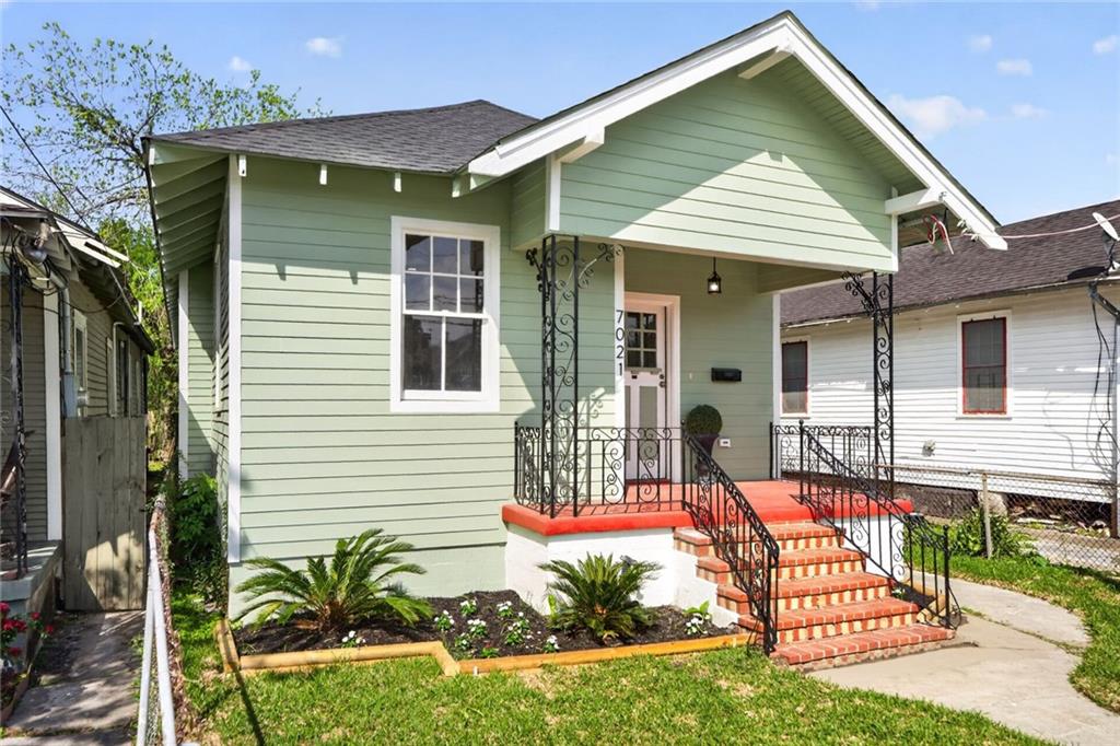 7021 Fig Street — photo