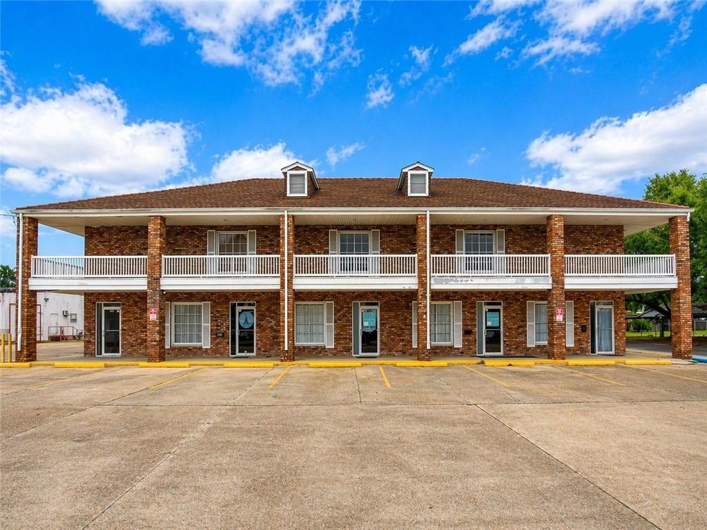 601-613 W Judge Perez Drive — photo