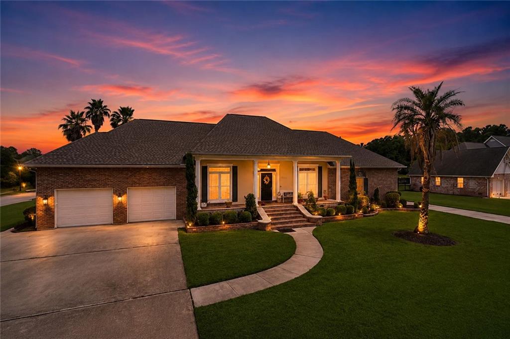 3102 Bayou View Place — photo