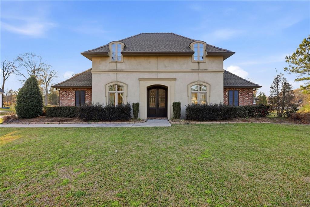 42569 Clover Leaf Drive — photo