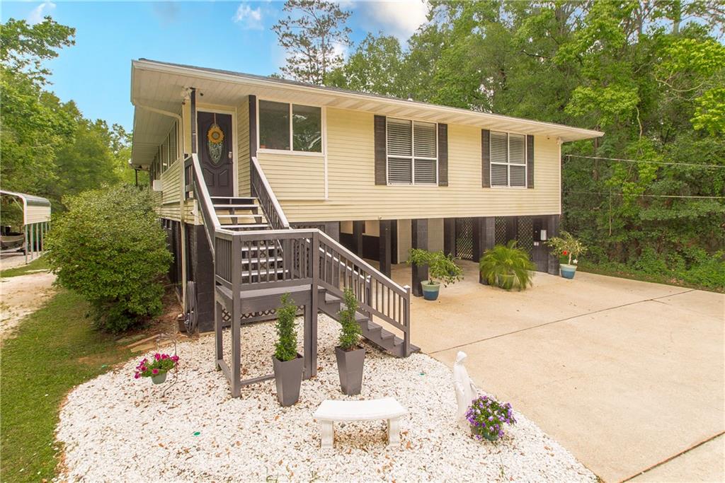 18123 Monga Drive — photo