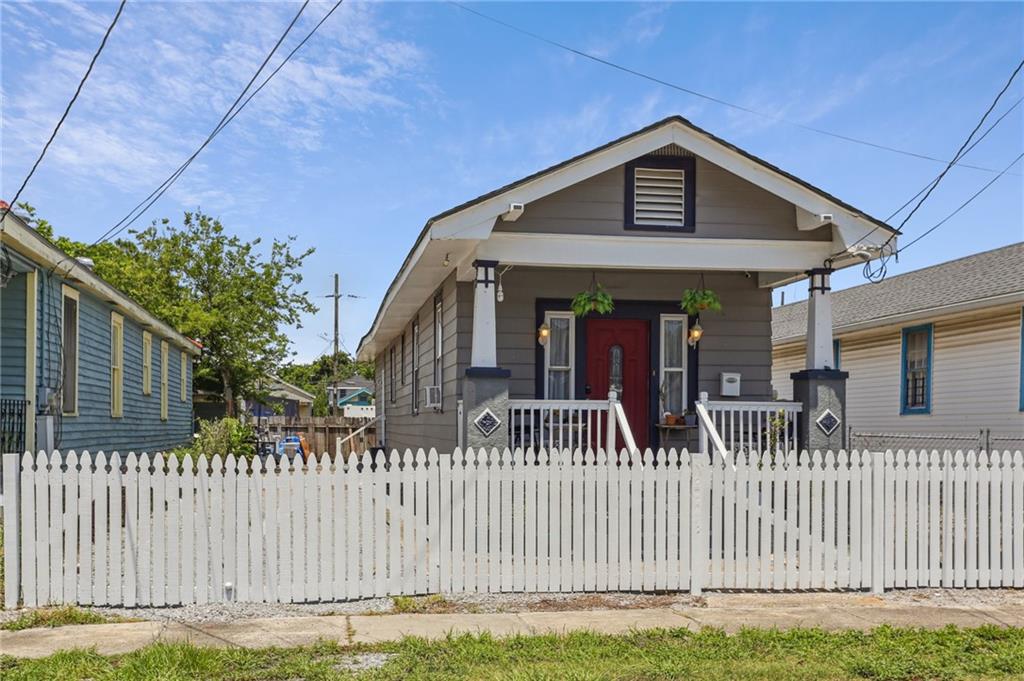 1734 Congress Street — photo