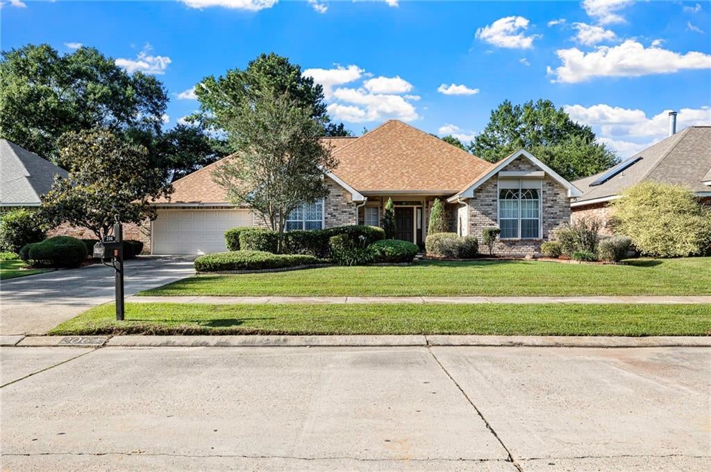 206 Amanda Drive — photo