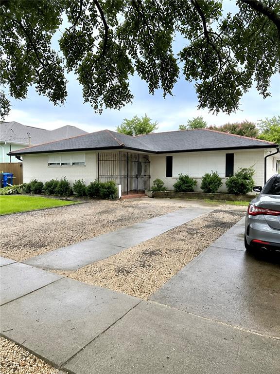 5526 Pratt Drive — photo