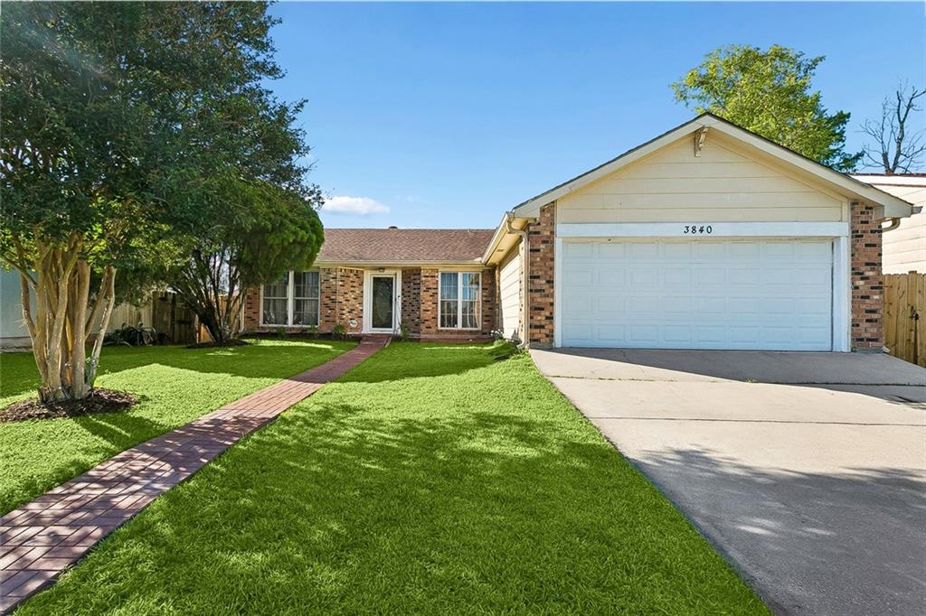 3840 Clover Lane — photo