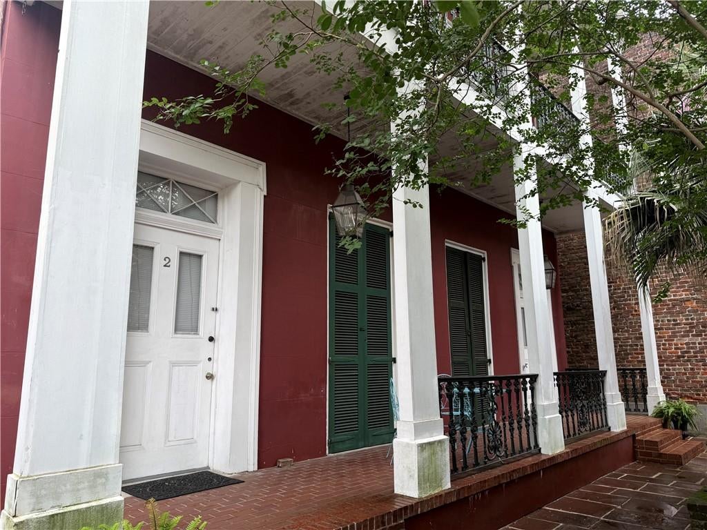 1206 Chartres Street 10 — photo