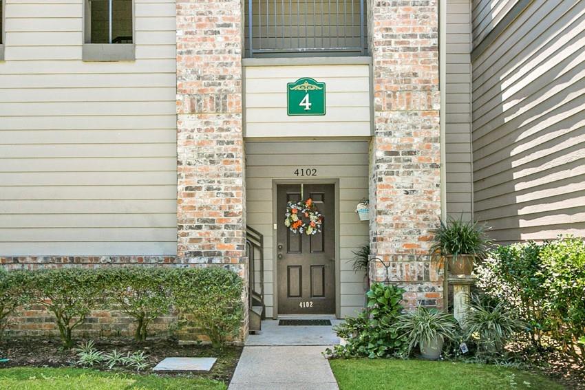 350 Emerald Forest Boulevard 4102 — photo