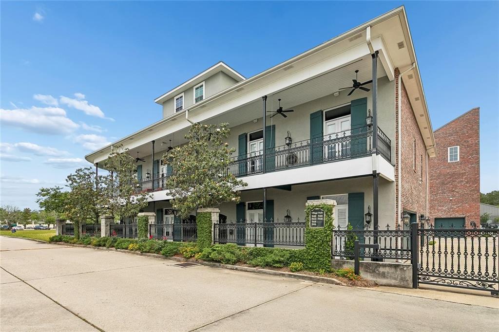 940 Village Walk Lane 3B — photo