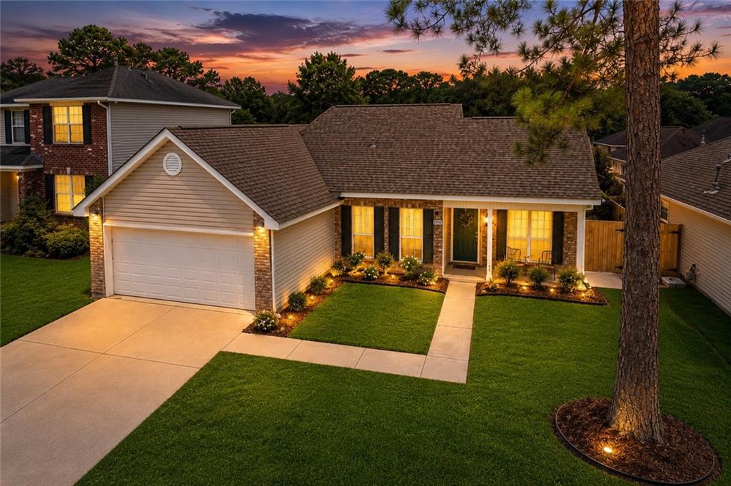 2140 Wellington Lane — photo